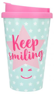 Stylischer To-Go-Becher mit Motiv und Spruch "Keep smiling"