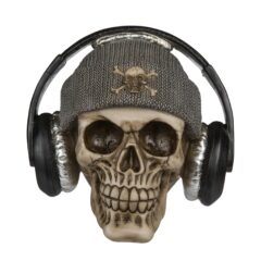 Totenkopf-Spardose mit Mütze und Kopfhörer