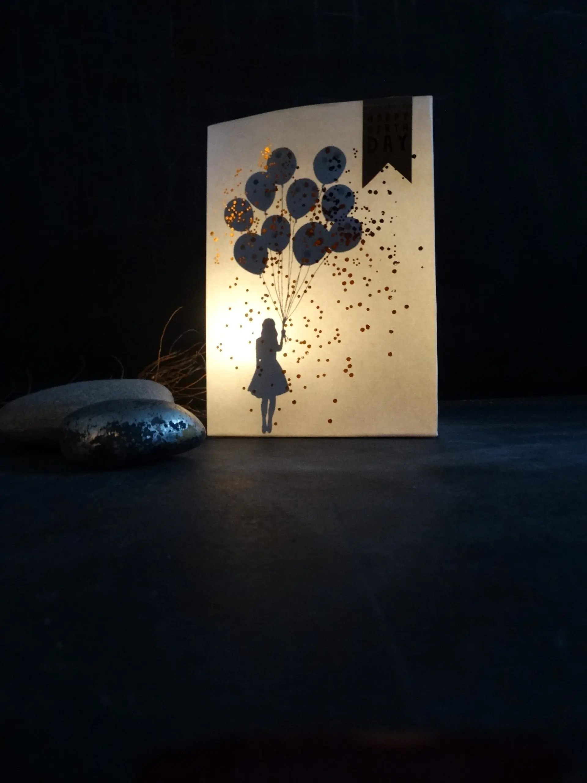 Good Old friends - Schattenlichttüte "Happy Birthday"