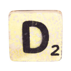 Wörterpuzzle - Holztafeln mit Buchstaben, Zeichen, Symbolen - D