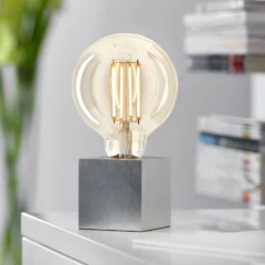 Sompex Tischleuchte - Cubic E27 - Moodbild mit einem modernen Interior