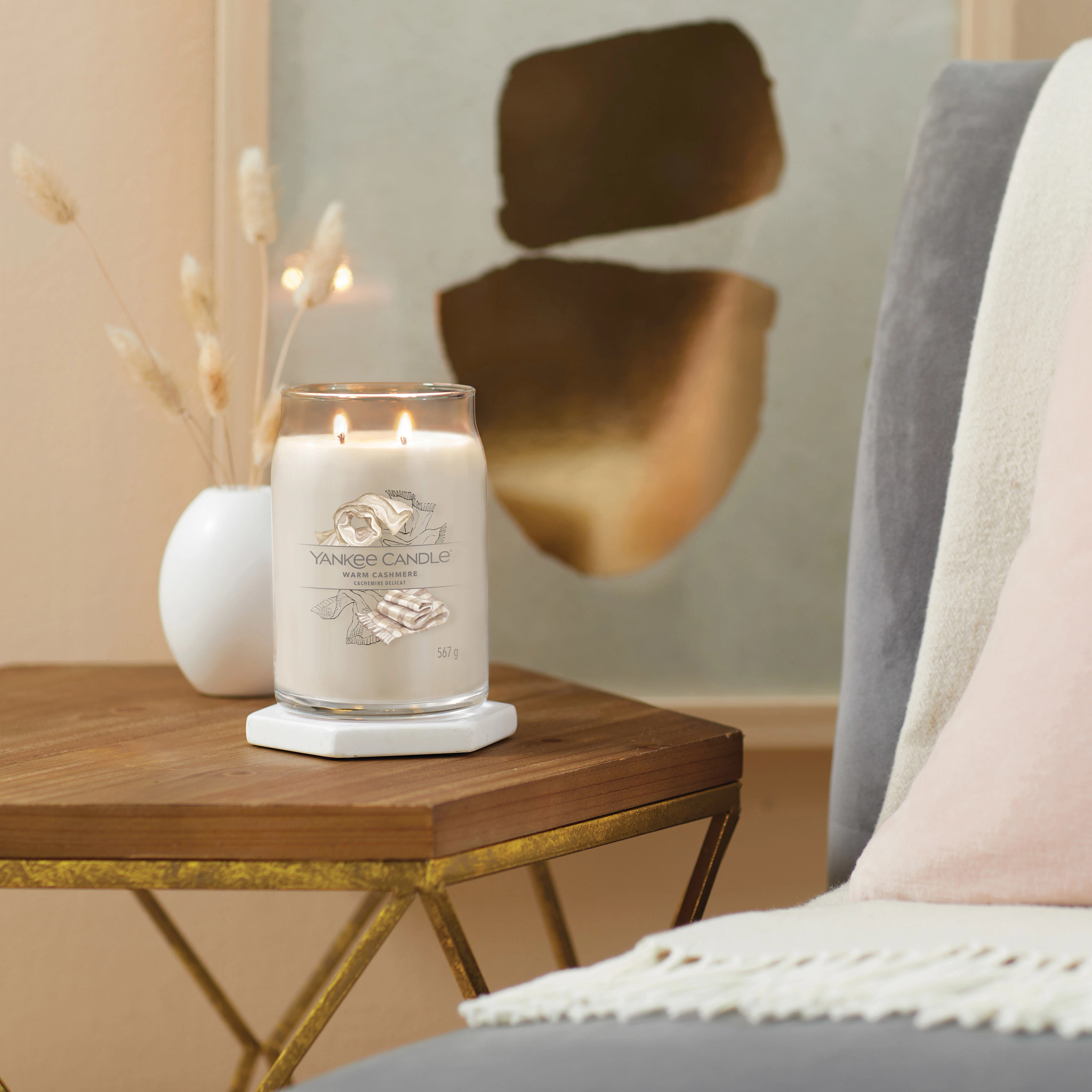 Yankee Candle Duftkerze - Warm Cashmere, großes Glas - Moodshot