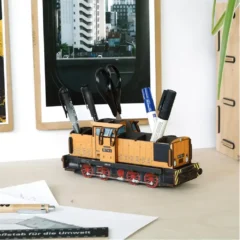 WERKHAUS Stiftebox Diesellok V60 Goldbroiler